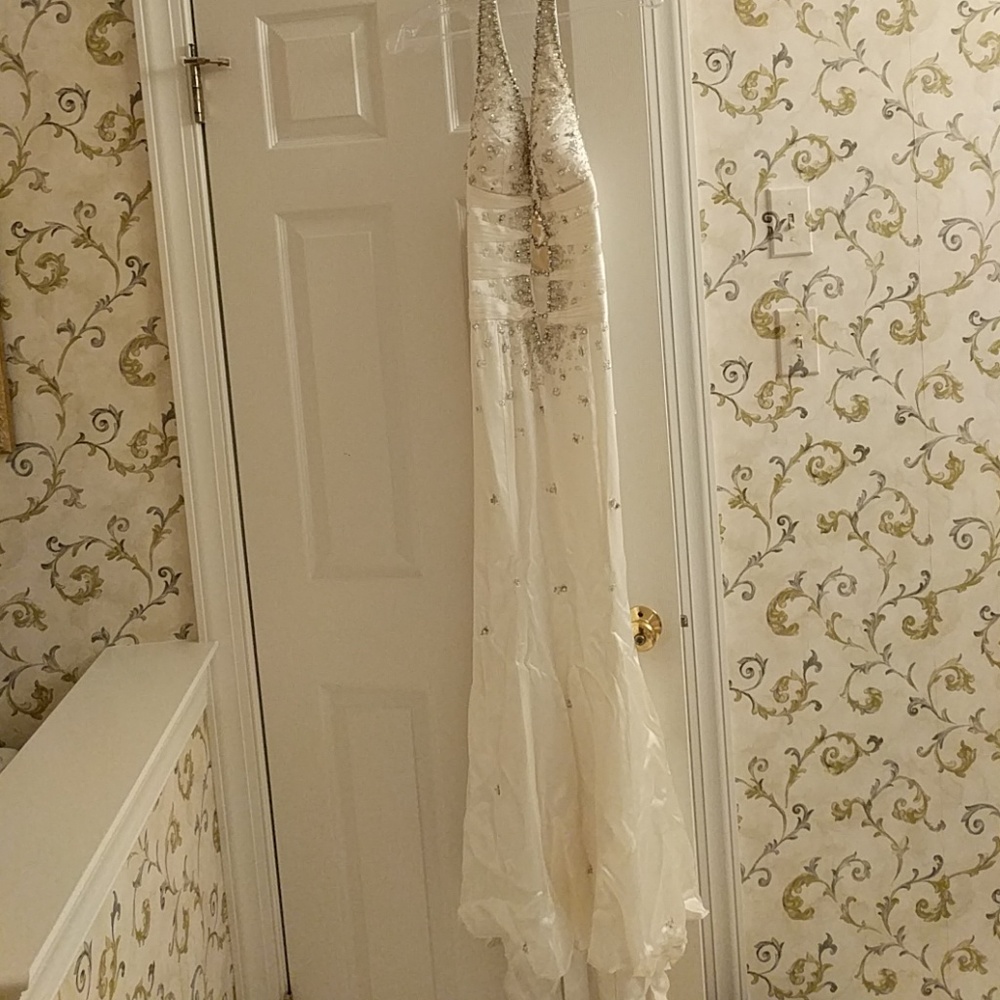 White dress